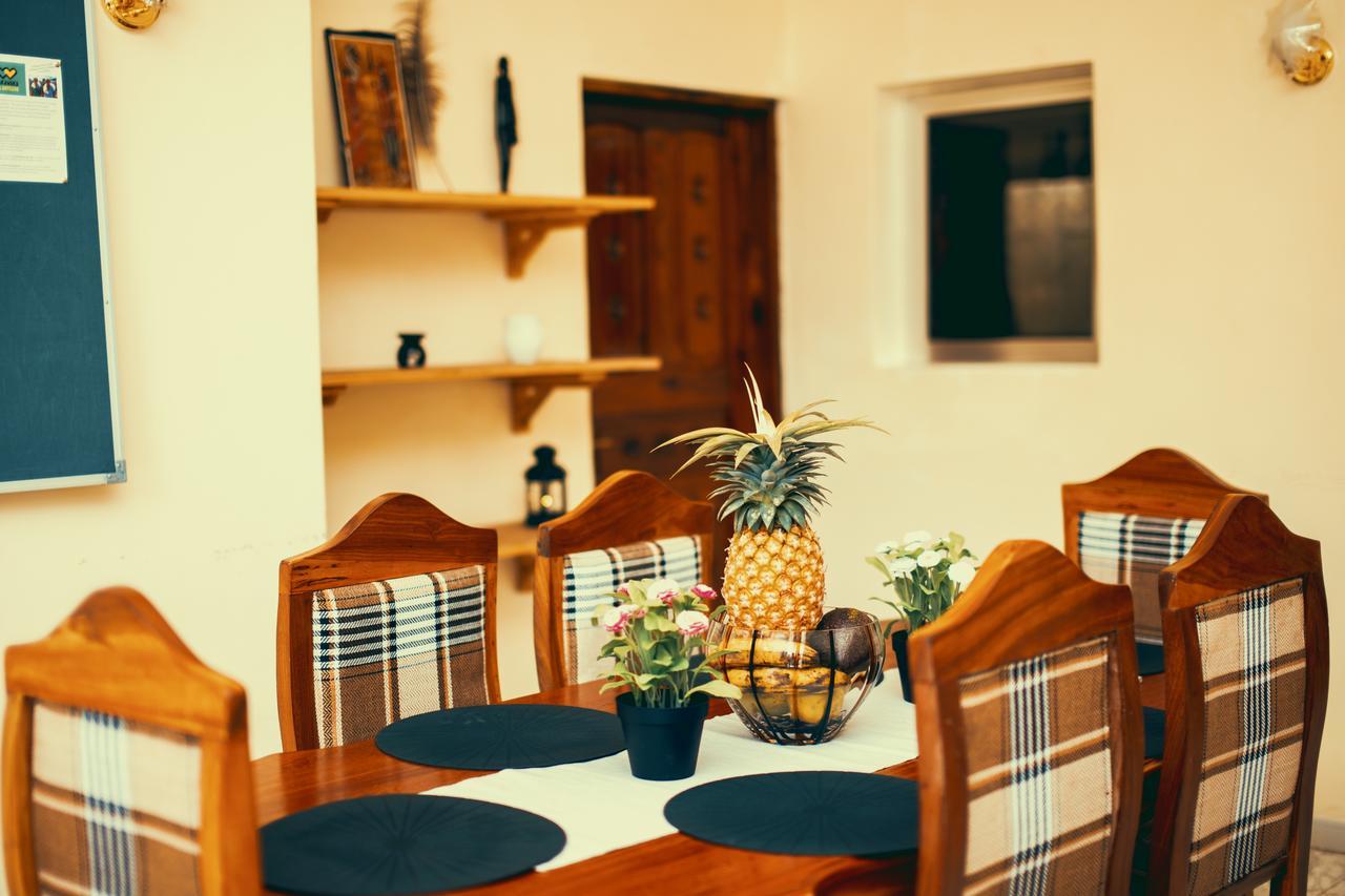 Wakawaka Hostel Аруша Экстерьер фото