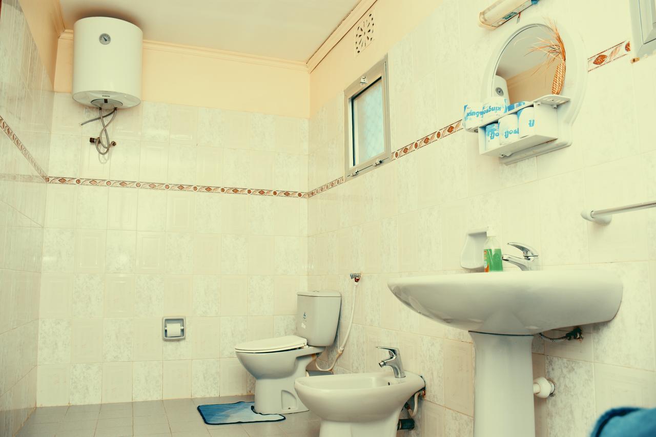 Wakawaka Hostel Аруша Экстерьер фото
